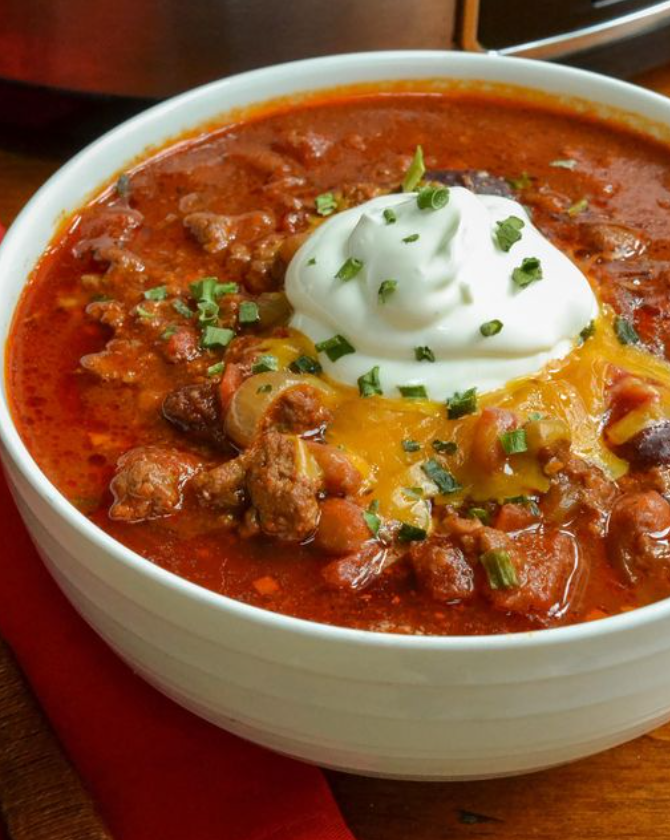 Slow Cooker Chili Recipe – 4 Viral Recipes