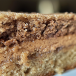 Addictive Cinnamon Cake