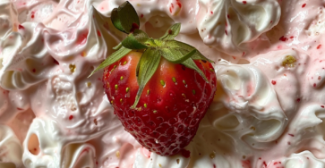 Strawberry Cheesecake Fluff: A Delightfully Light and Creamy Dessert