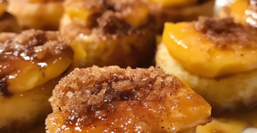 Peach Cobbler Cheesecake Bites