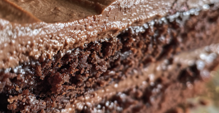 Old-Fashioned Mayonnaise Cake