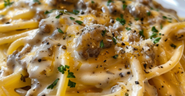 Garlic Butter Beef Spaghetti in Cheddar Cream Sauce