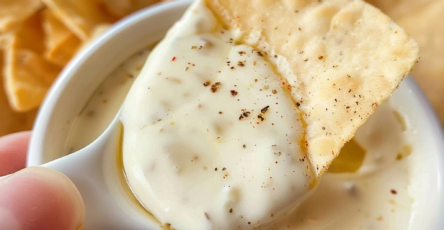 Mexican White Cheese Dip: Creamy, Spicy, and Perfect for Every Occasion