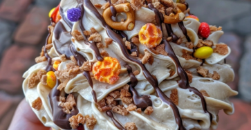 Reese's Pieces Cheesecake Cones